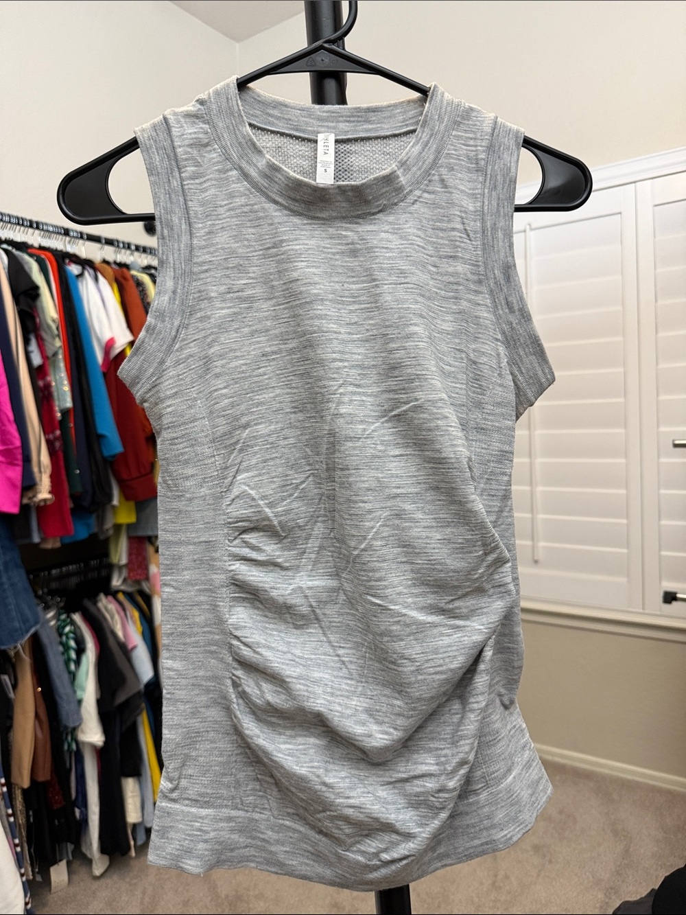 Athleta Heathered Light Gray Sleeveless Tank